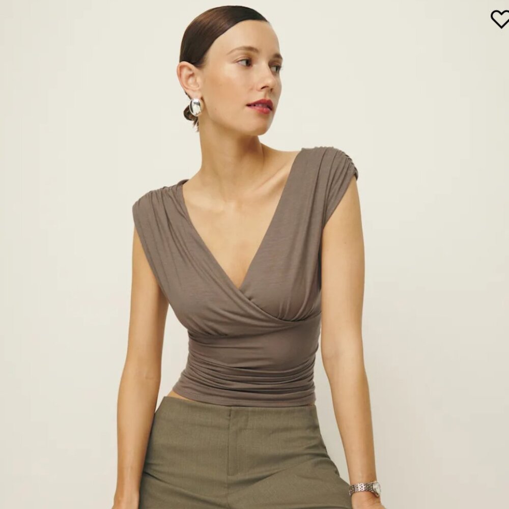 LAST CHANCE Reformation Amelia Knit Top Small Shitake XS SOLD OUT - Picture 2 of 6